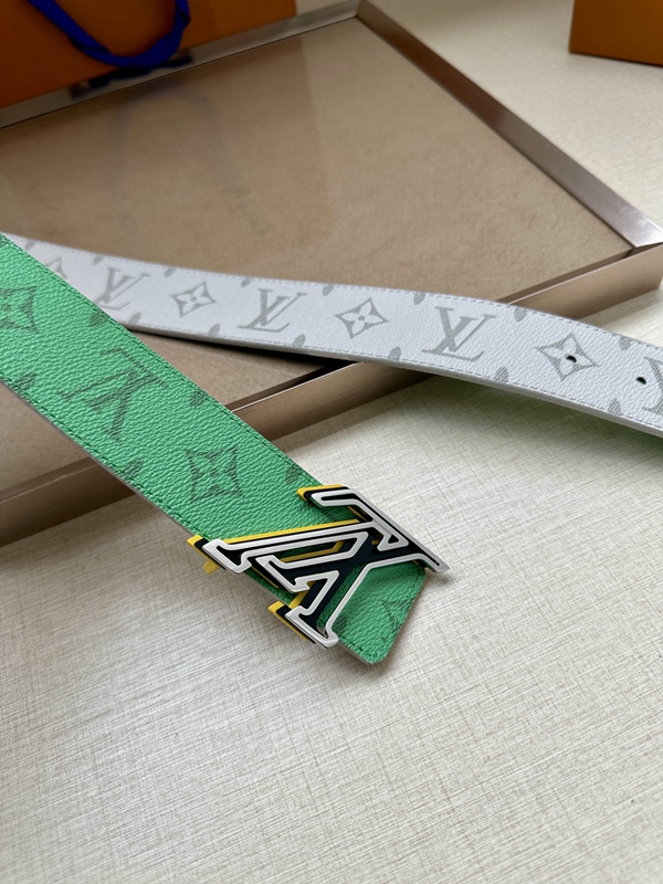 激安ルイヴィトンベルト内部構造